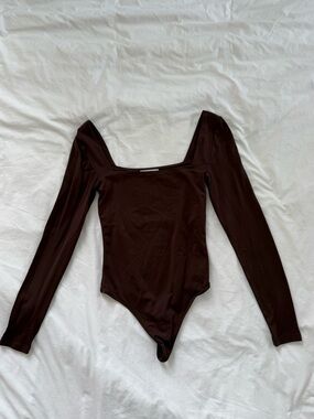 Aritzia Babaton Brown Bodysuit